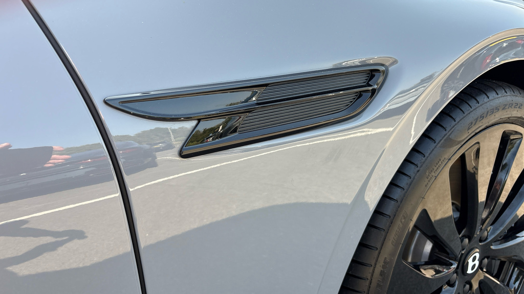 Bentley Flying Spur Saloon 201515 Beige #13