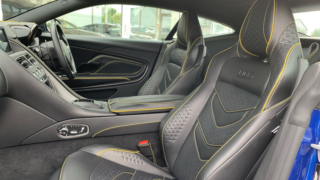 Aston Martin DBS Dbs Superleggera V12 Red #24
