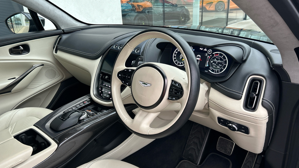 Aston Martin DBX Estate Silver #3