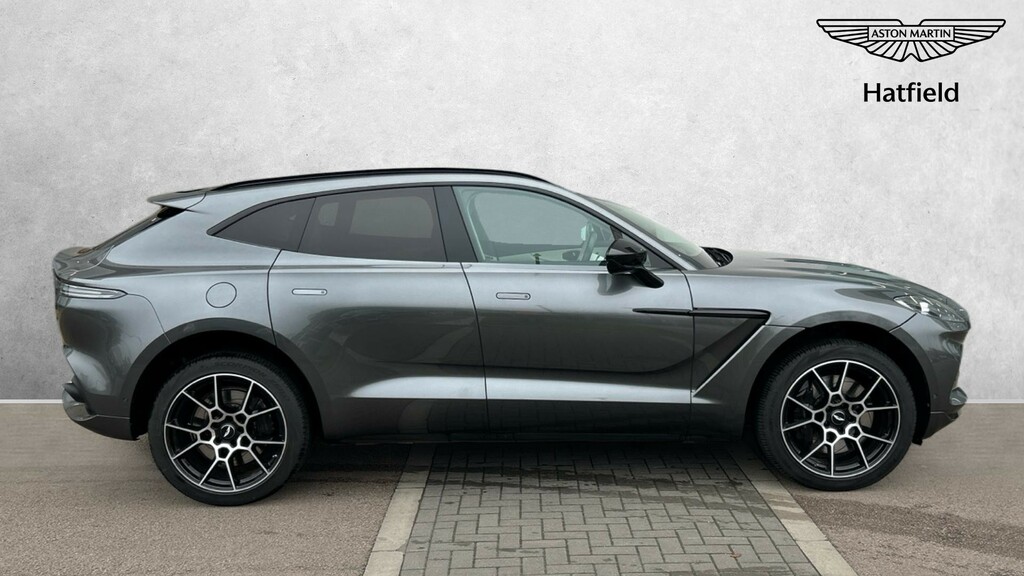 Aston Martin DBX 4.0L V8 550 Black #13
