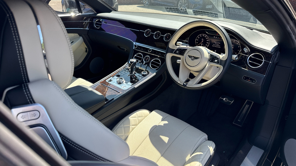 Bentley Continental Gt 4.0 V8 Touring Spec Black #14