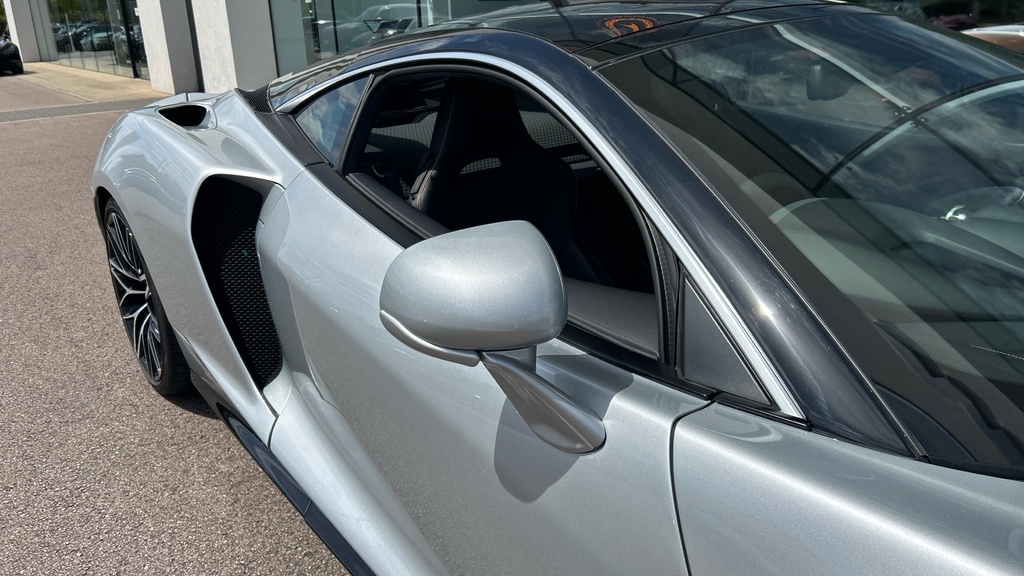 McLaren GT V8 Ssg Blue #10