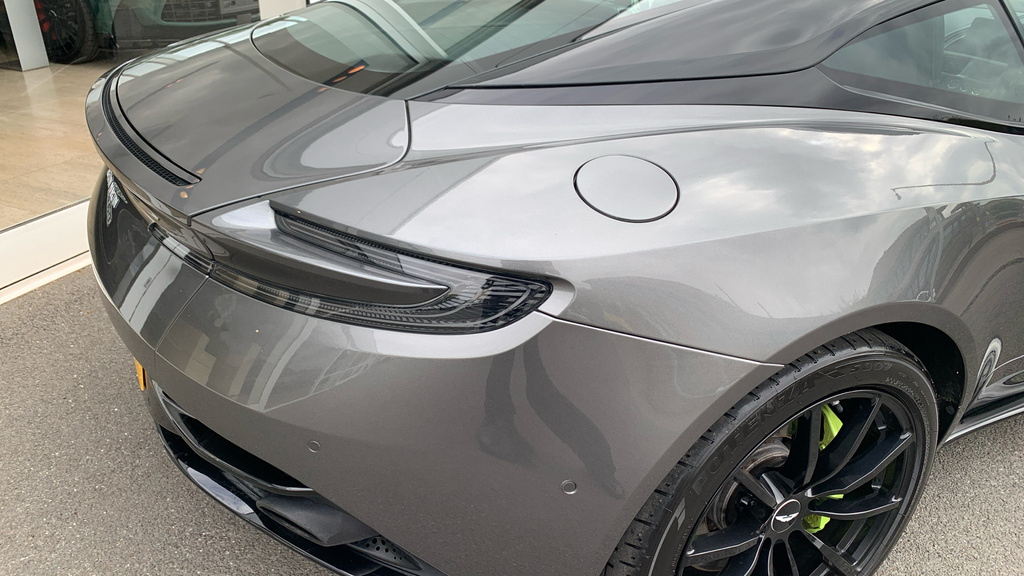 Aston Martin DB11 5.2L V12 Amr Silver #2