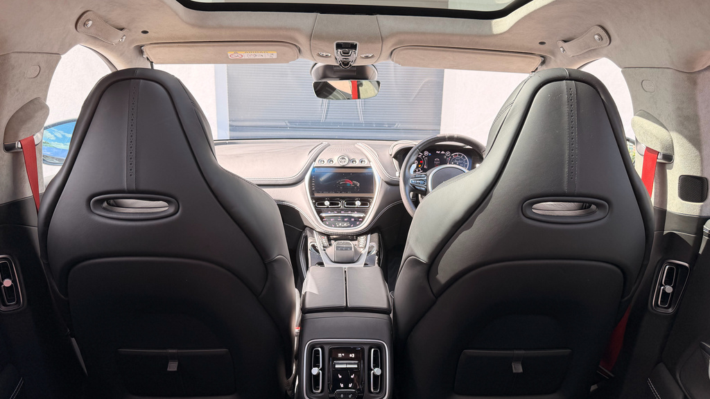 Aston Martin DBX V8 550 Touchtronic Blue #49