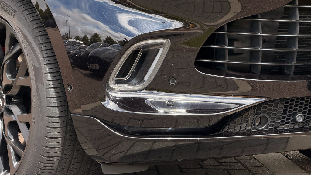 Aston Martin DBX V8 550 Touchtronic Blue #18