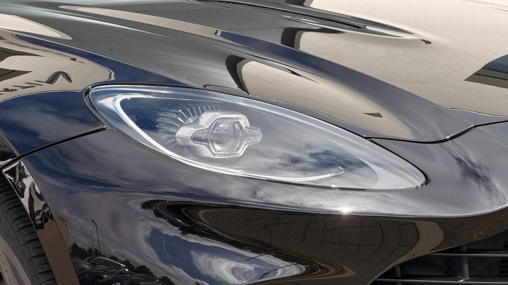 Aston Martin DBX V8 550 Touchtronic Blue #17