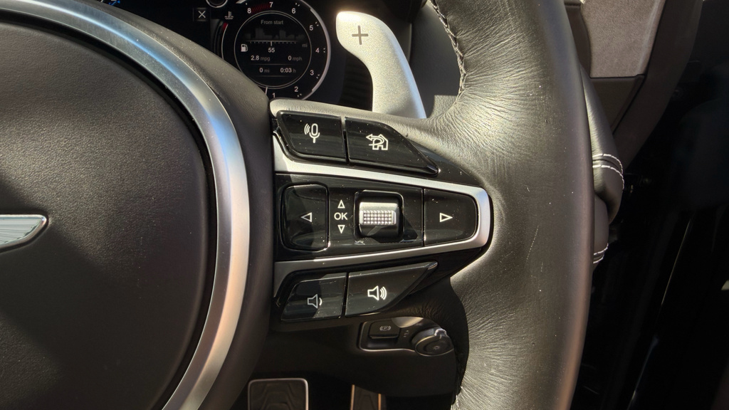 Aston Martin DBX V8 550 Touchtronic Blue #40