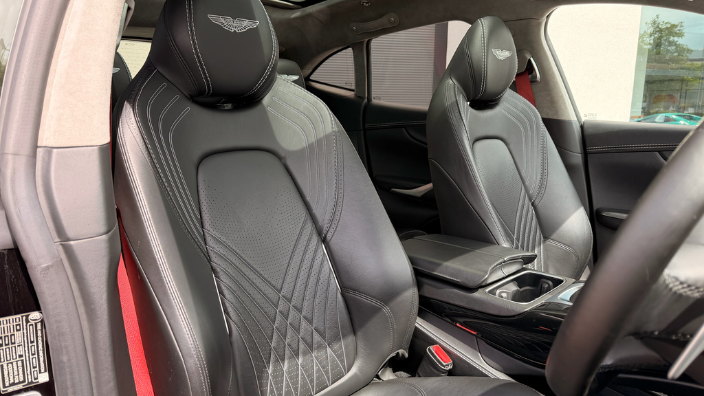 Aston Martin DBX V8 550 Touchtronic Blue #12