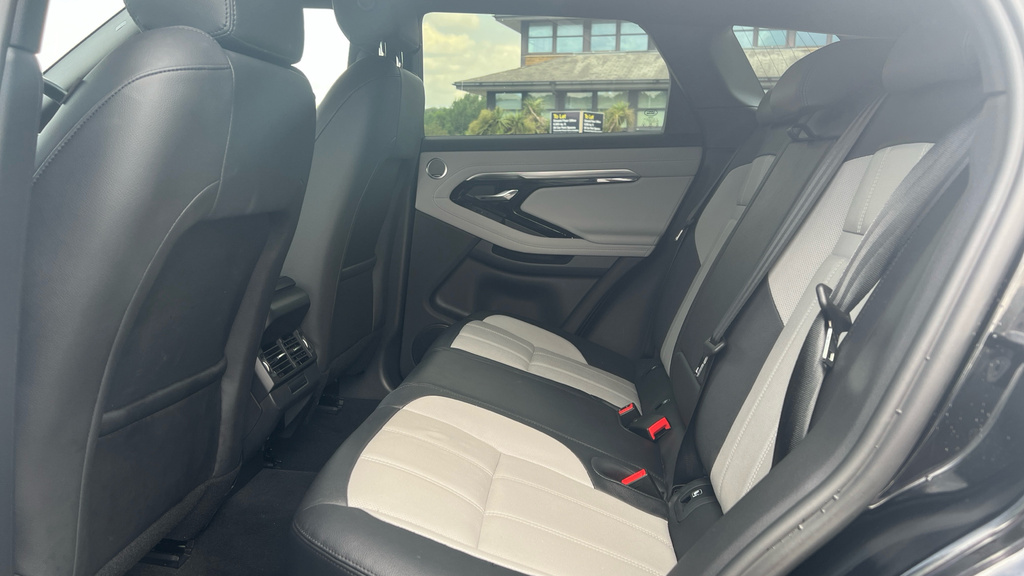 Land Rover Range Rover Evoque R-dynamic Se EY23UYX Black #4