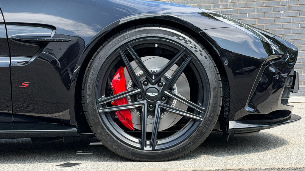 Aston Martin Vantage 4.0L V8 S Roadster Black #5