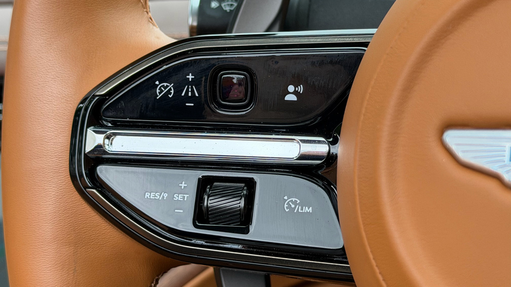 Aston Martin DB12 V8 Euro 6 Black #22
