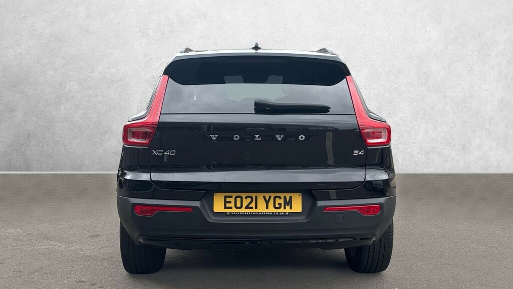 Volvo XC40 R Design Black #6