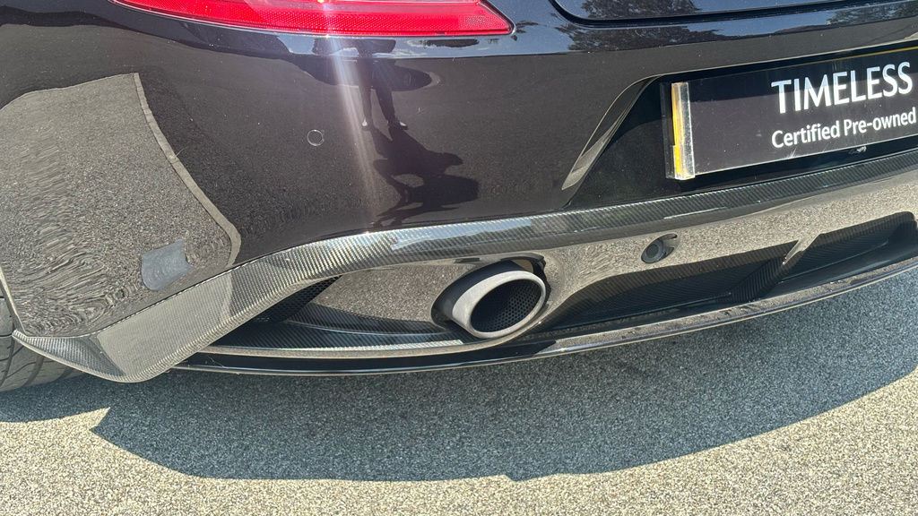 Aston Martin Vanquish Petrol #16