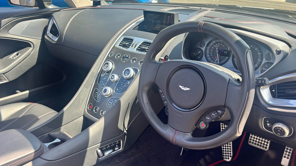 Aston Martin Vanquish Volante Black #3