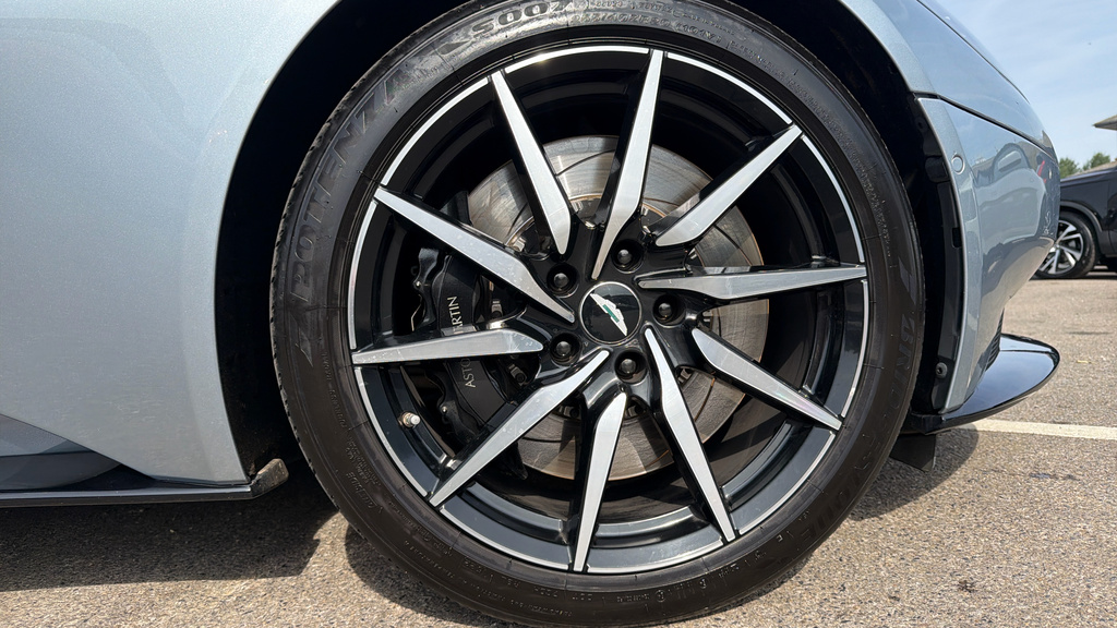 Aston Martin DB11 Db11 V8 Silver #4