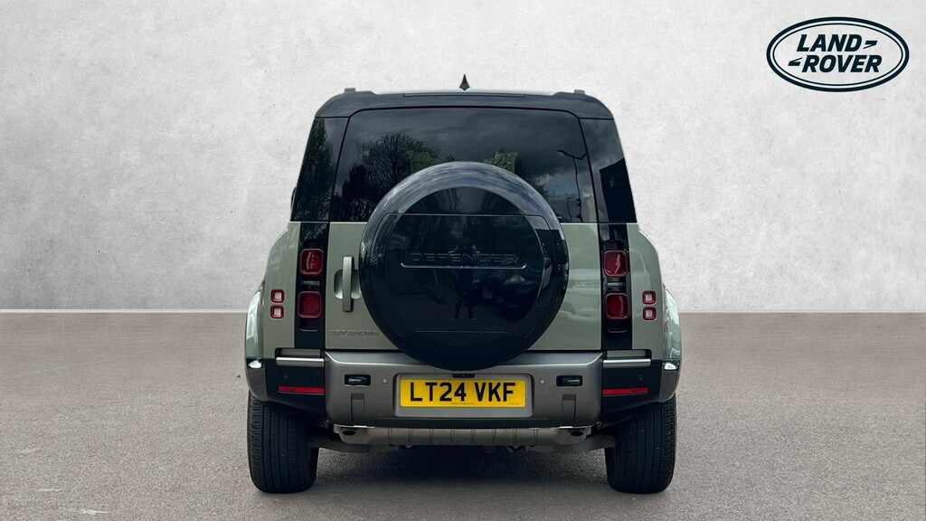 Land Rover Defender 110 X-dynamic Se 110 7-Seater Green #6