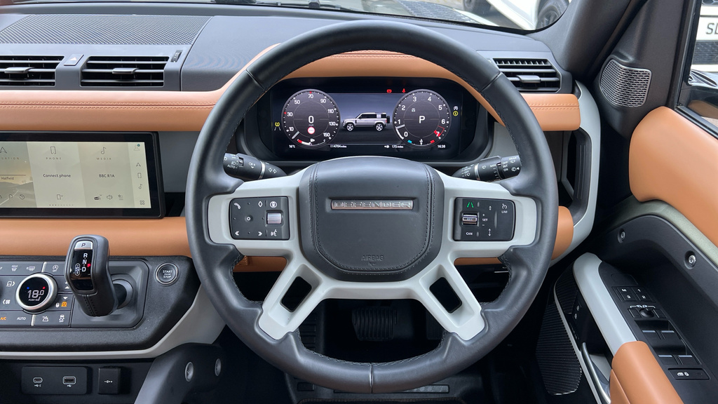Land Rover Defender 110 D300 X-dynamic Se Silver #15