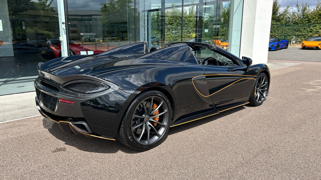McLaren 570S Coupe 3.8 T V8 2019 White #14