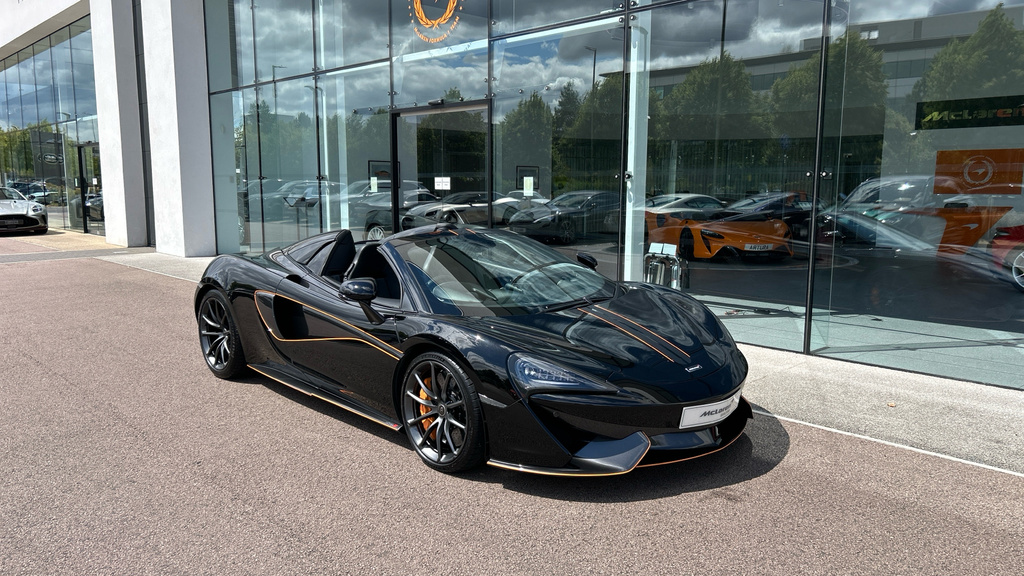 McLaren 570S Coupe 3.8 T V8 2019 White #12