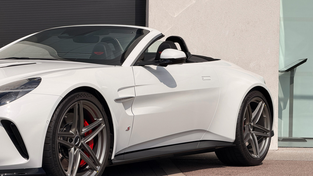 Aston Martin Vantage V8 S Roadster Brown #28