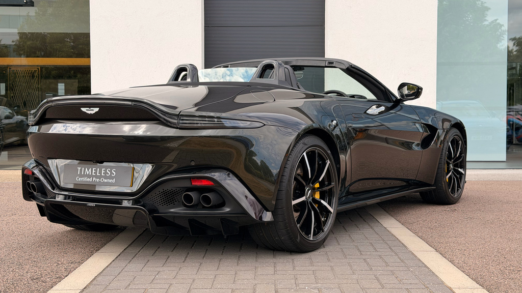 Aston Martin Vantage Vantage F1 Edition V8 Green #35