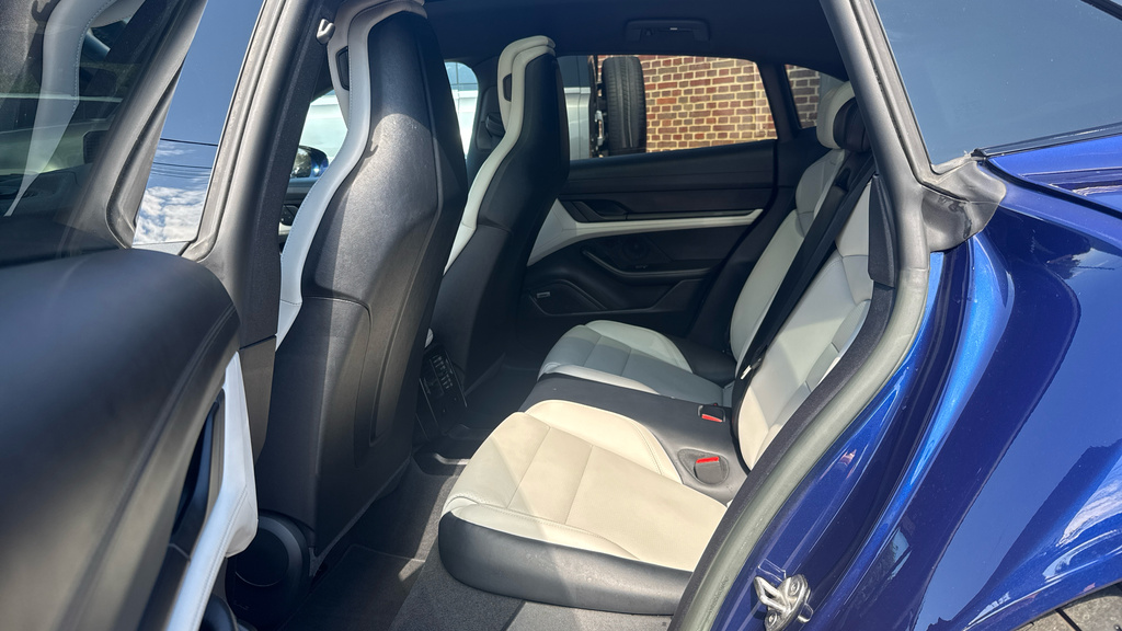 Porsche Taycan Estate Blue #4