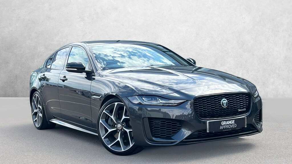 Jaguar XE R-dynamic Hse Black Grey