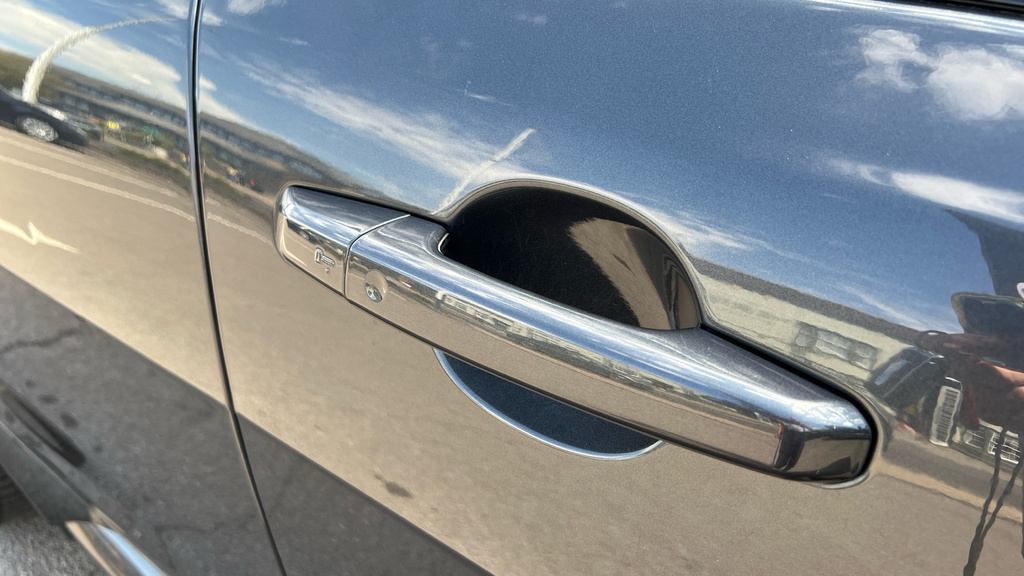 Jaguar XE D200 Mhev R-dynamic Hse Black Euro 6 Red #28