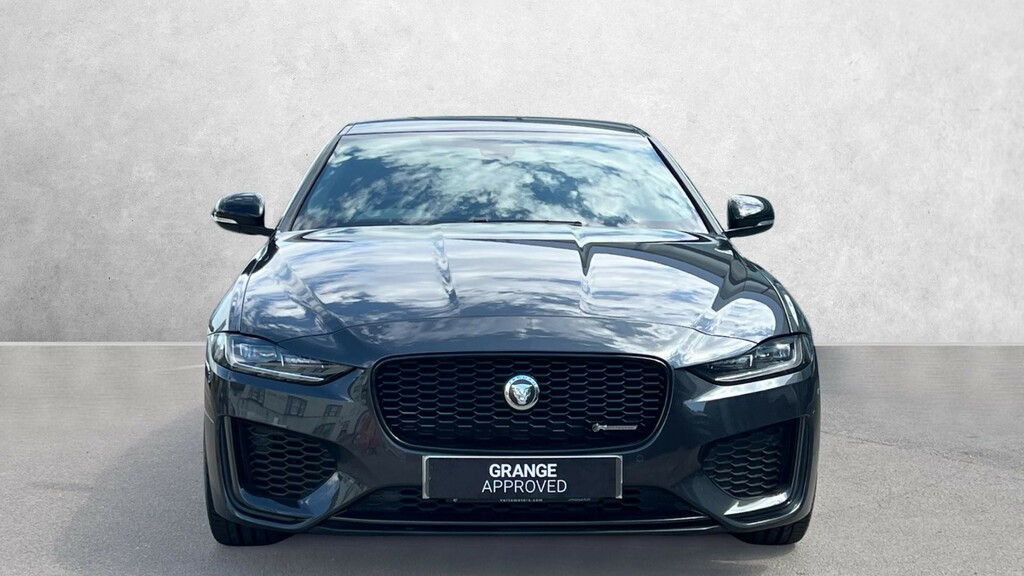 Jaguar XE D200 Mhev R-dynamic Hse Black Euro 6 Red #7