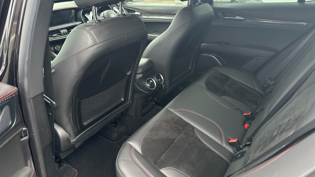Alfa Romeo Stelvio 2.2 D 210 Speciale Blue #15