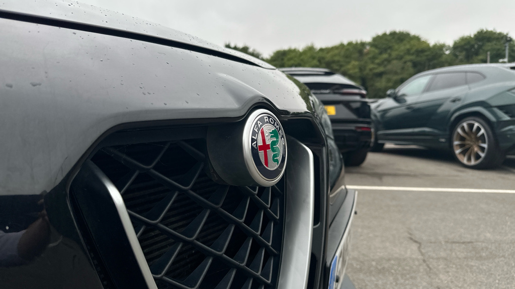 Alfa Romeo Stelvio 2.2 D 210 Speciale Blue #8