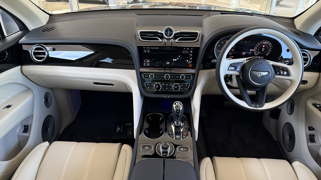 Bentley Bentayga Extended Wheelbase Atelier Ewb 4.0 V8 #4