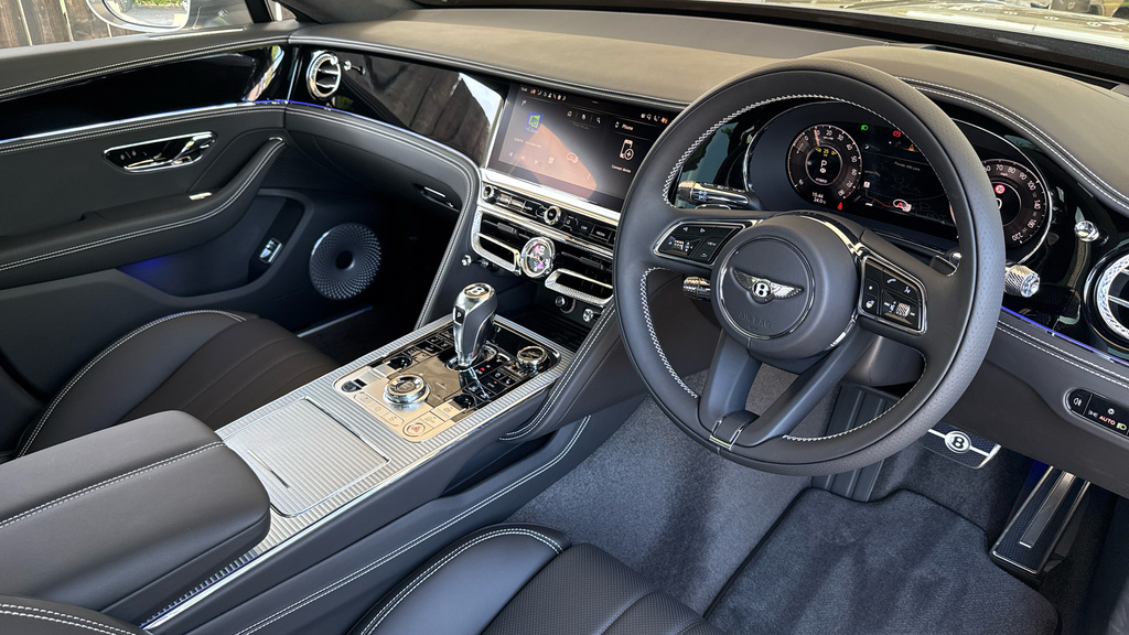 Bentley Flying Spur 4.0 V8 Ultra-performance 25.9Kwh Speed Saloon Silver #14