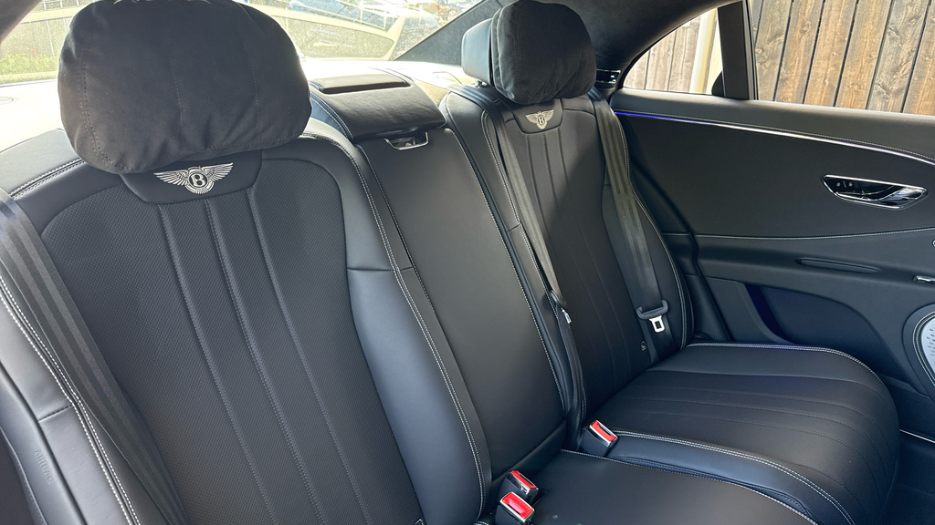 Bentley Flying Spur 4.0 V8 Ultra-performance 25.9Kwh Speed Saloon Silver #18