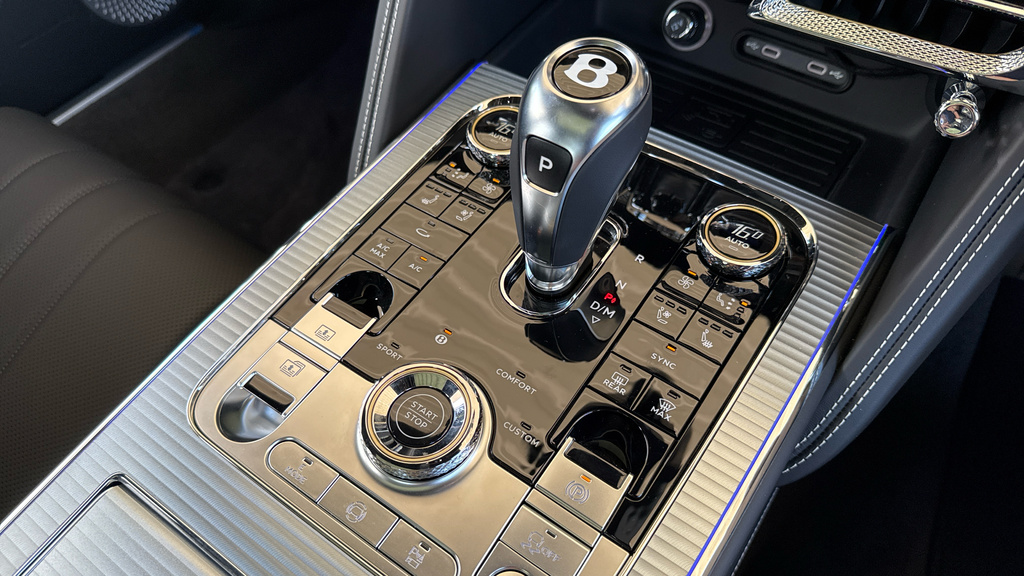 Bentley Flying Spur 4.0 V8 Ultra-performance 25.9Kwh Speed Saloon Silver #26