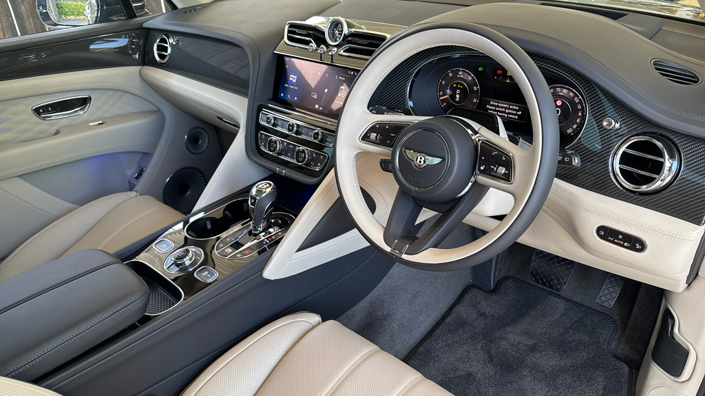 Bentley Bentayga 4.0 V8 Speed Touring Spec Estate SD75YFZ Grey #14