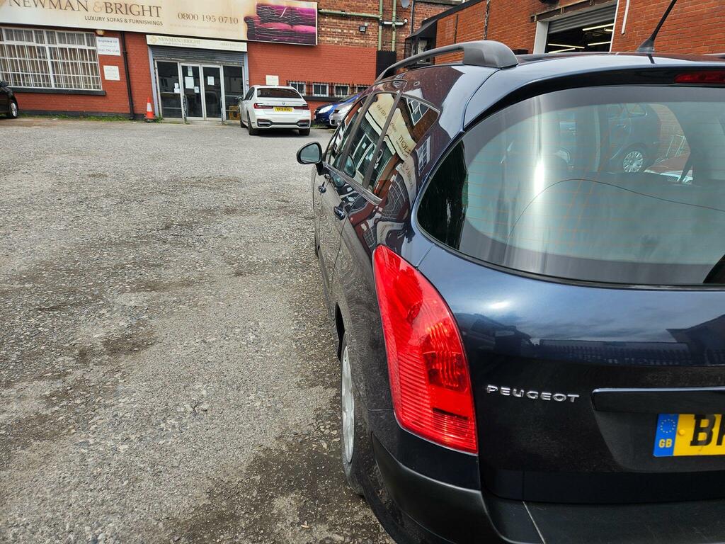 Peugeot 308 SW 1.6 Hdi Access Euro 5 Blue #4