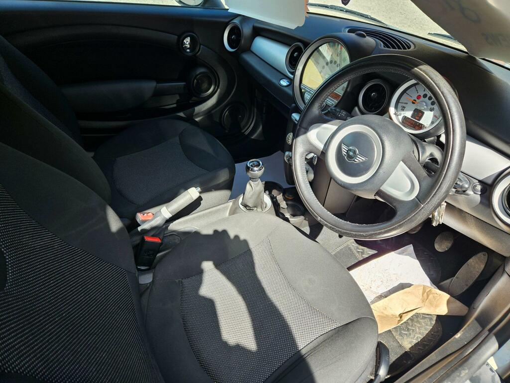Mini Clubman Estate Black #11