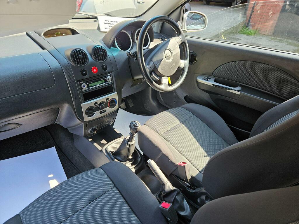 Chevrolet Kalos Hatchback Silver #10