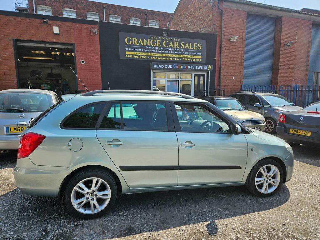 Skoda Fabia 1.6 16V 3 Tiptronic Green