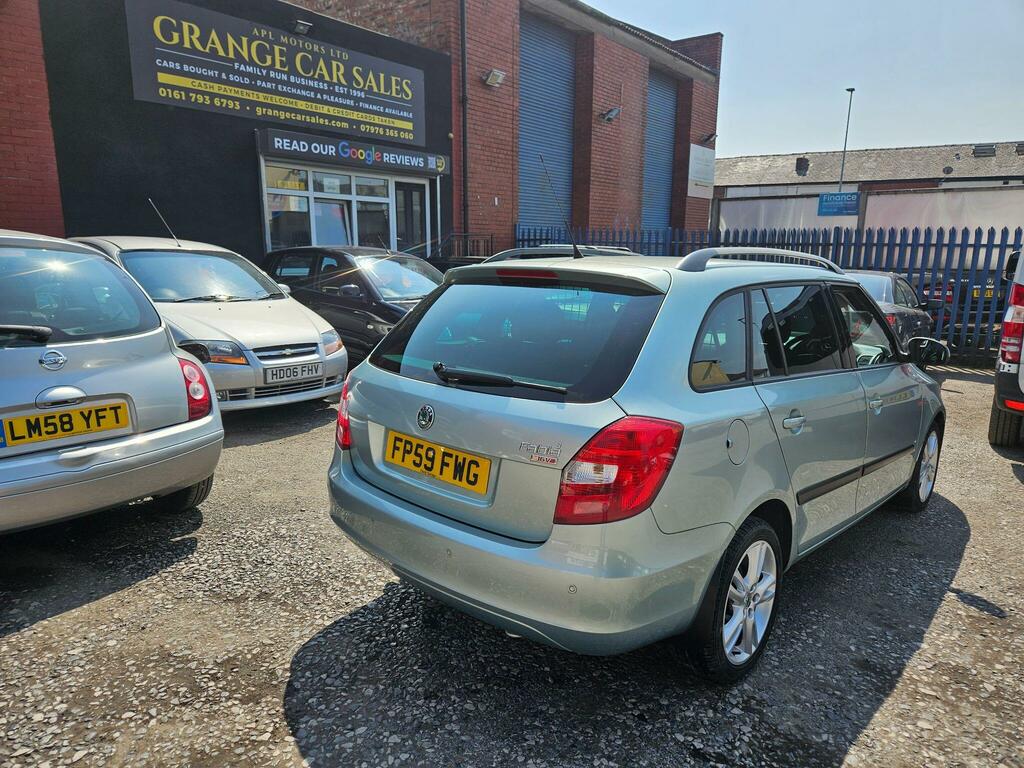 Skoda Fabia 1.6 16V 3 Tiptronic Green #2
