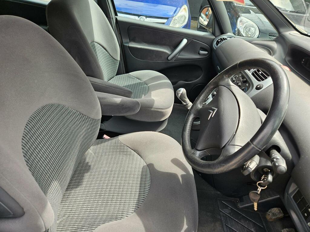 Citroen Xsara Picasso 1.6I 16V Desire Brown #4