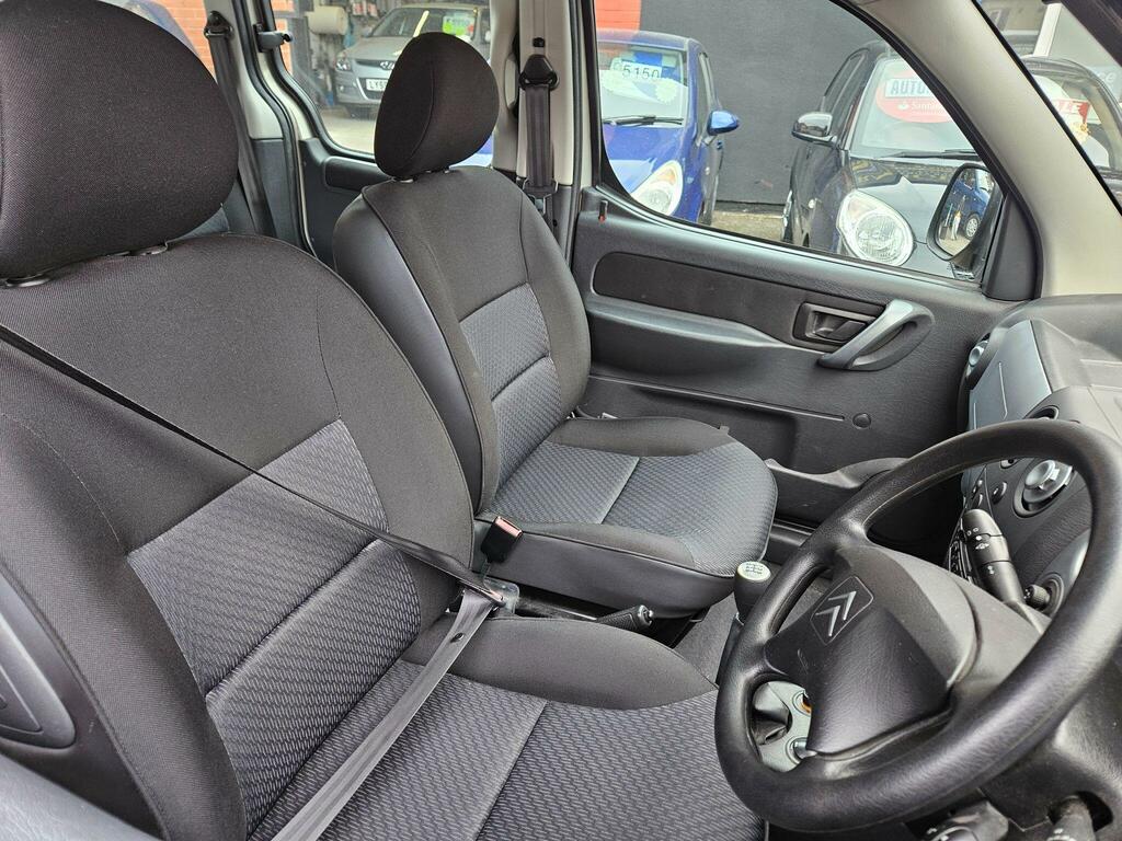 Citroen Berlingo Forte Multispace Beige #4