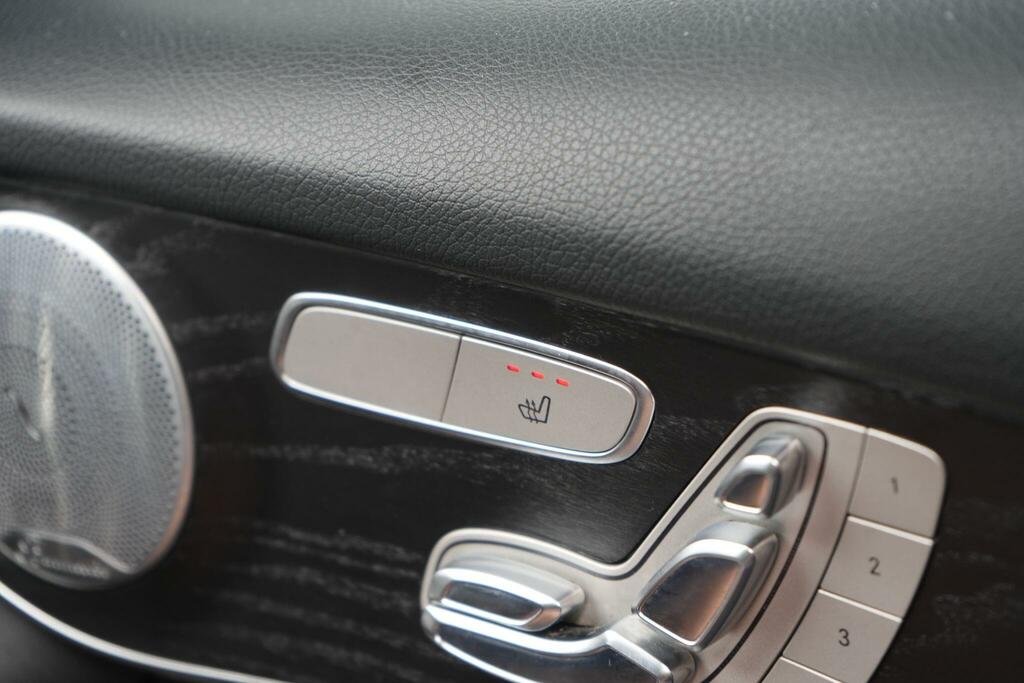 Mercedes-Benz GLC Class Glc 220 D White #31