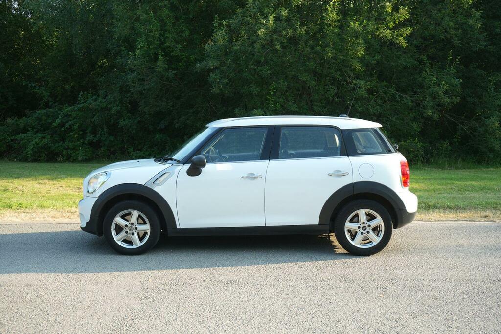 Mini Countryman One White #6