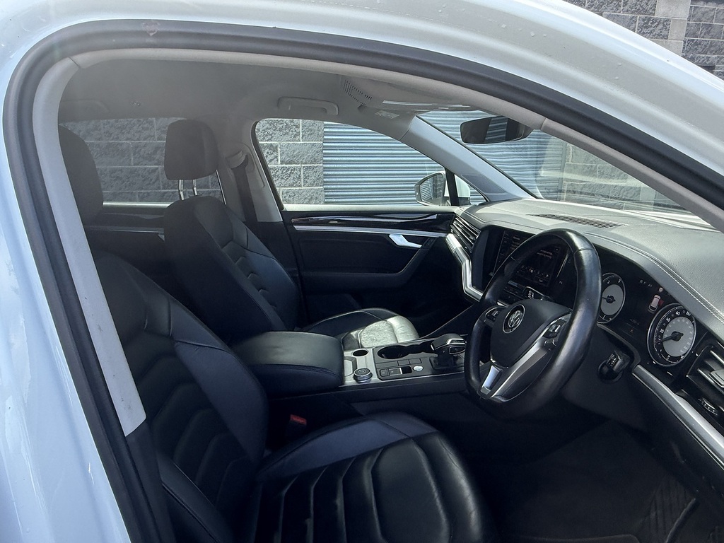 Volkswagen Touareg V6 Sel Tdi Black #8