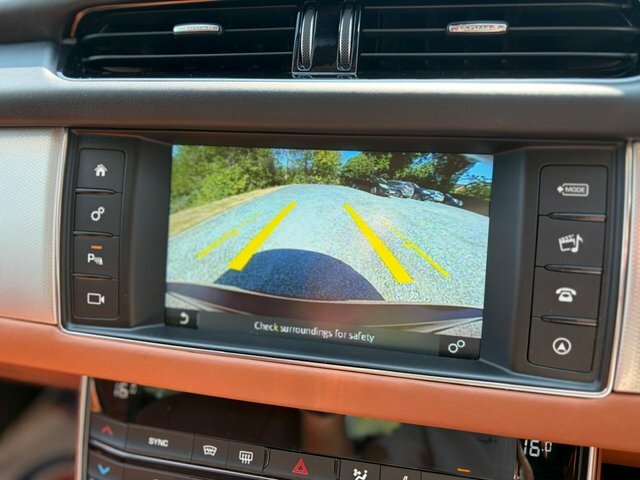 Jaguar XF Portfolio Saloon Red #2