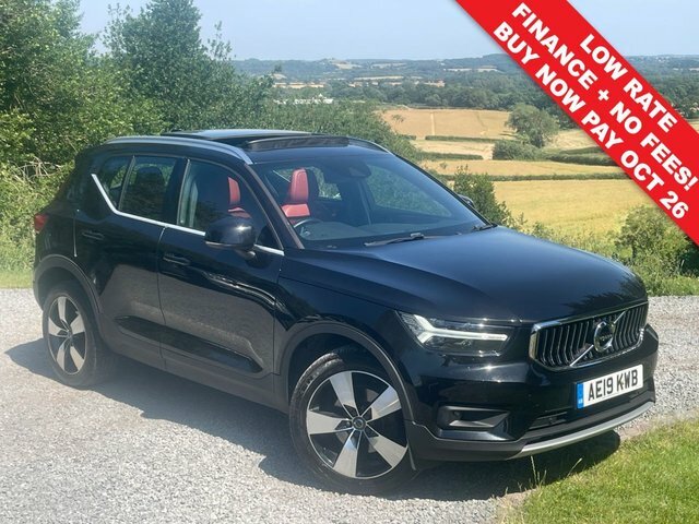 Volvo XC40 D4 Inscription Pro Suv AE19KWB Black