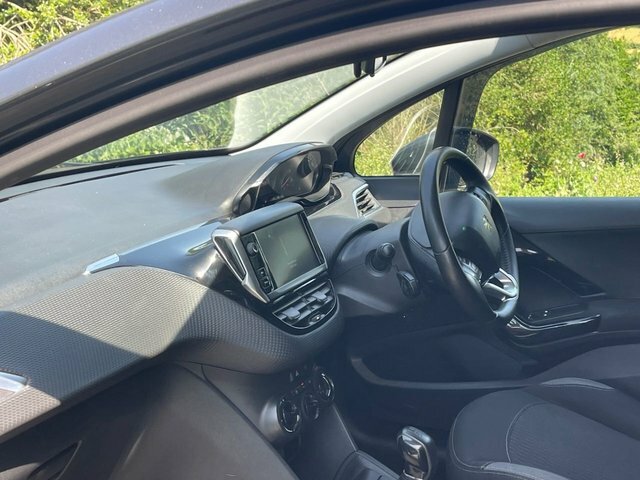 Peugeot 208 Puretech Active Hatchback Grey #5
