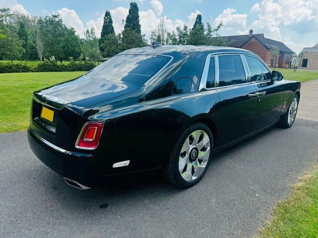 Rolls-Royce Phantom Saloon Black #15